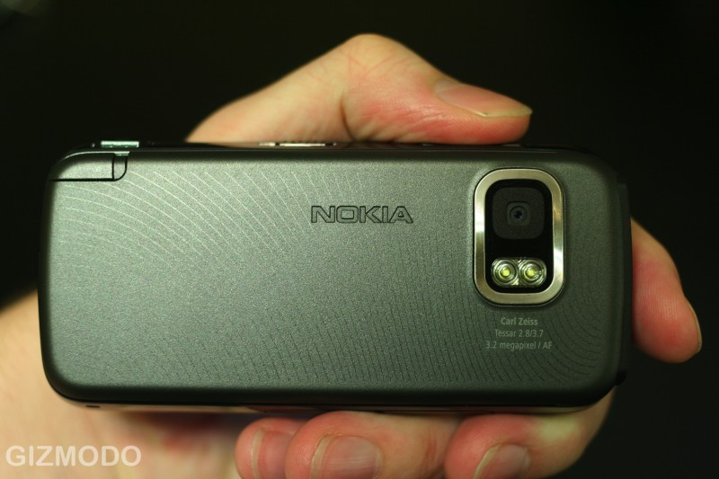 Illustration for article titled Nokia 5800 XpressMusic: Hands-on With Nokia's First S60 Touch Phone